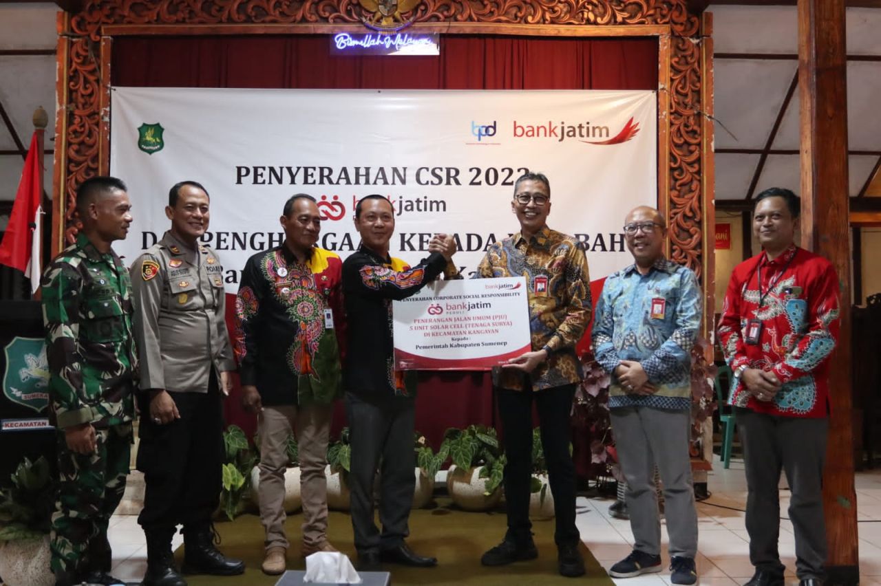 Bank Jatim Bantu Elektrifikasi Pulau Kangean